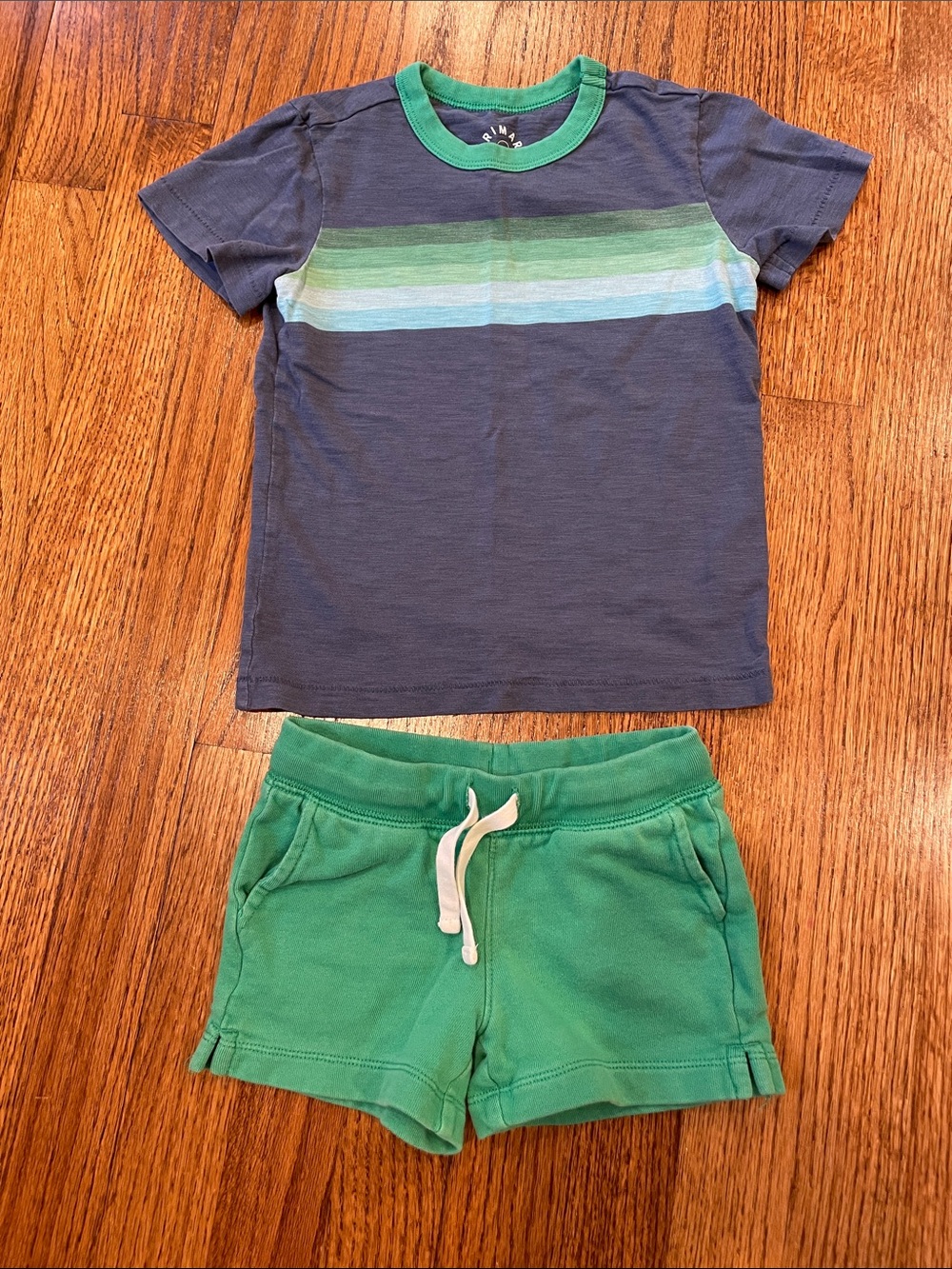 Primary t-shirt and shorts set